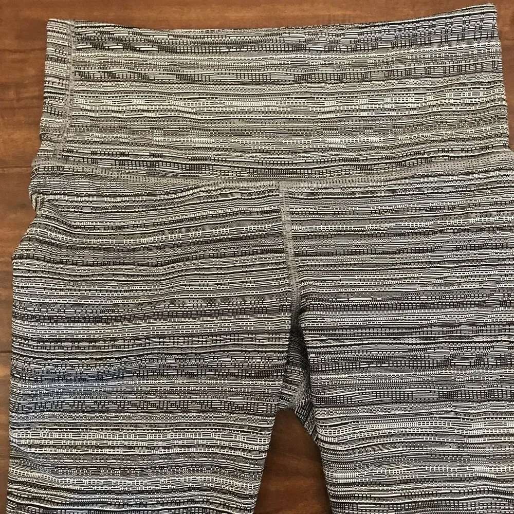 Athleta Women's Jacquard Chaturanga High-Waisted Leggings Size XS Yoga Workout‎